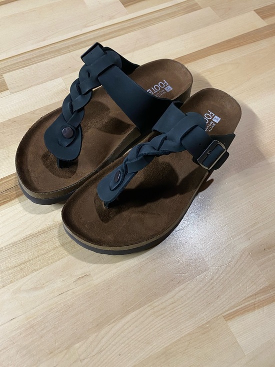 White Mountain Shoes - White Mountain Black Braided Thong Footbed Sandals NWOT